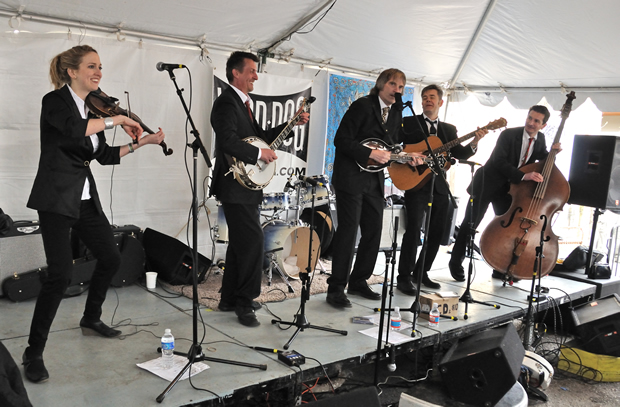 Coal Porters Press Photo by Doug Allsop