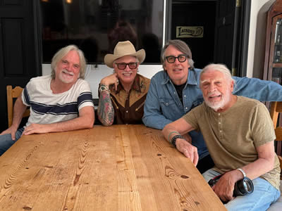 With the legend that is Henry Diltz shooting the cover of new The Long Ryders album, out March 2026, at a secret location north of San Diego.
